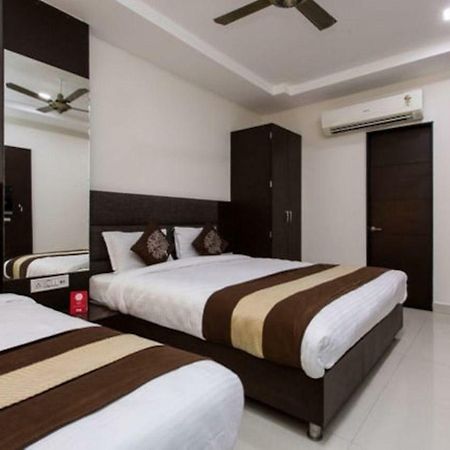 Hotel Maheshwari Avenue 우자인 외부 사진